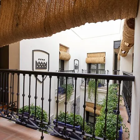 Boutique La Ciudadela 4* מארבלה